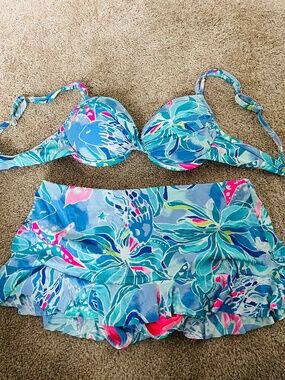 Lilly Pulitzer Swim set !